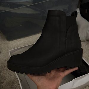 Dolce Vita Black Ankle Booties